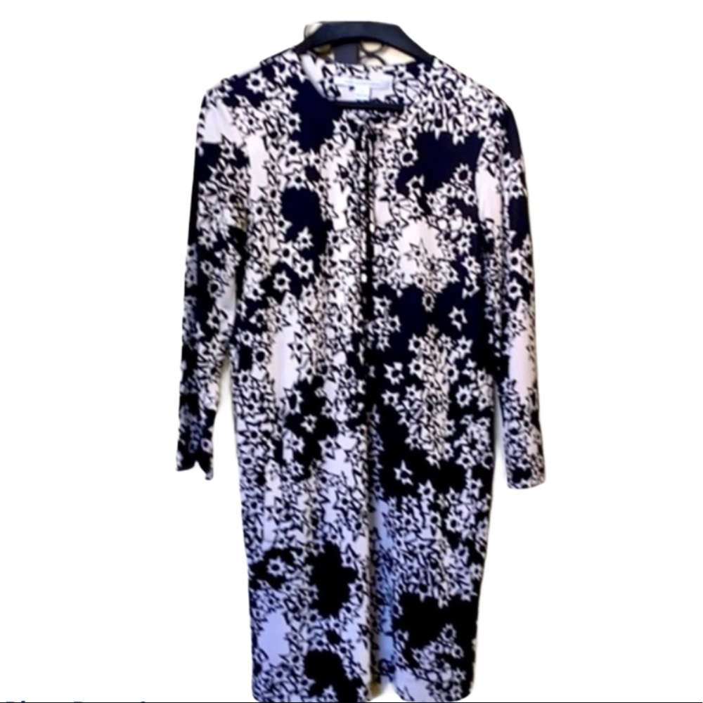 Diane von Furstenberg White Black Silk Abstract Dress  Size 8